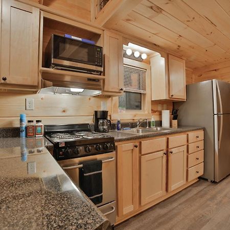 Ernie Cabin Wauhatchie Woodlands Tiny Cabin Chattanooga Exterior photo